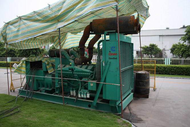 老城镇康明斯发电机租用：安全、高效、便捷！